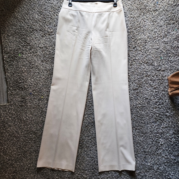 🌼AKRIS khaki work pant. - Picture 6 of 13